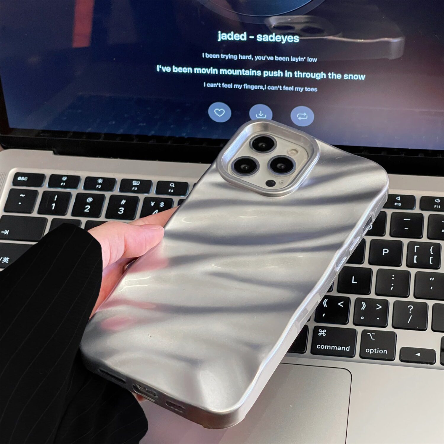 silky phone case