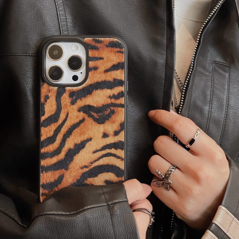 tiger print phone case