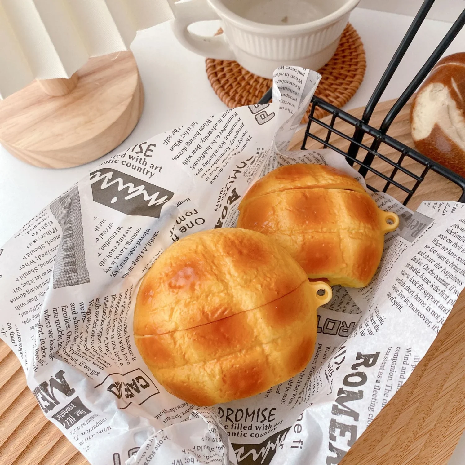 bread loaf airpod case