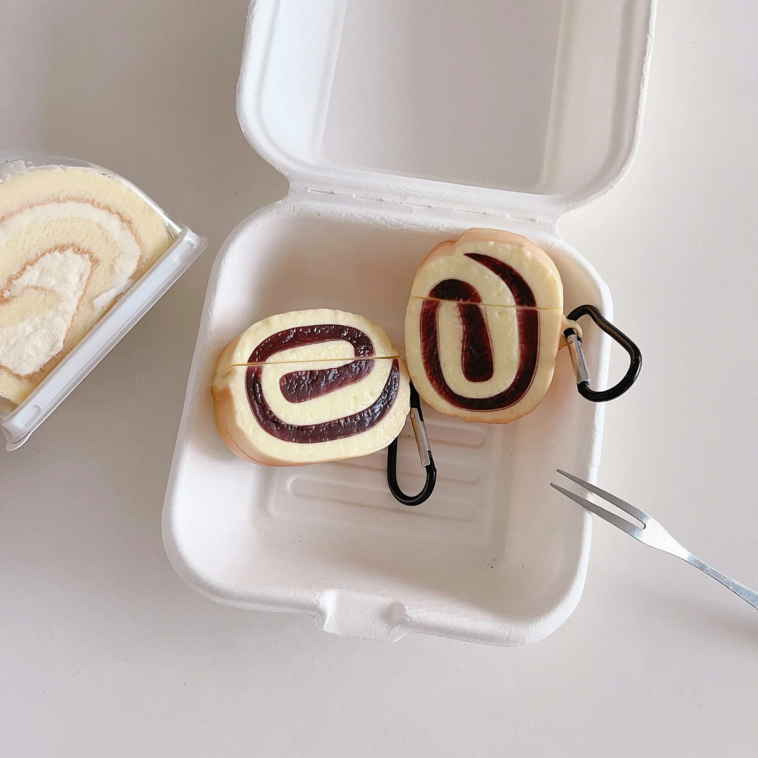 chocolate roll cake airpods case