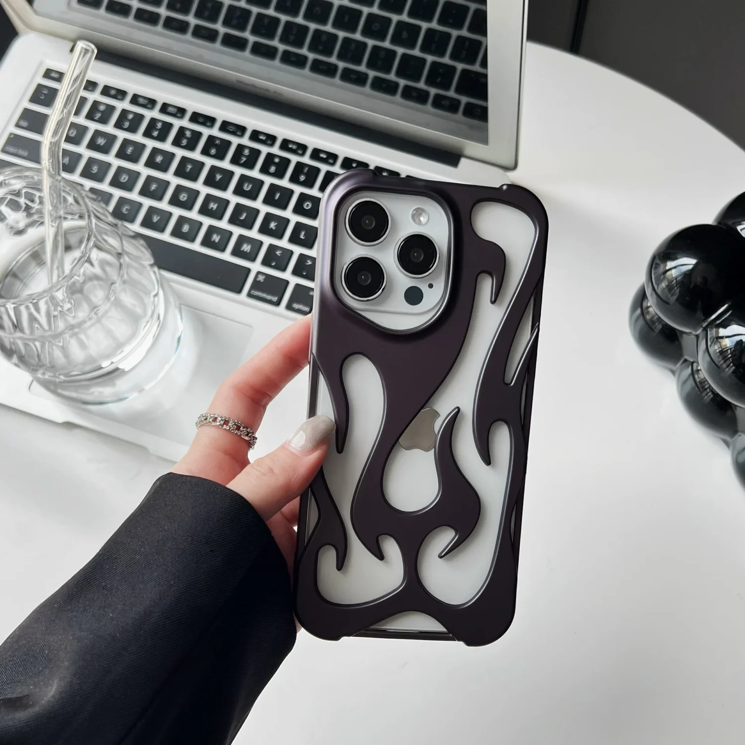 purple hollow flames phone case