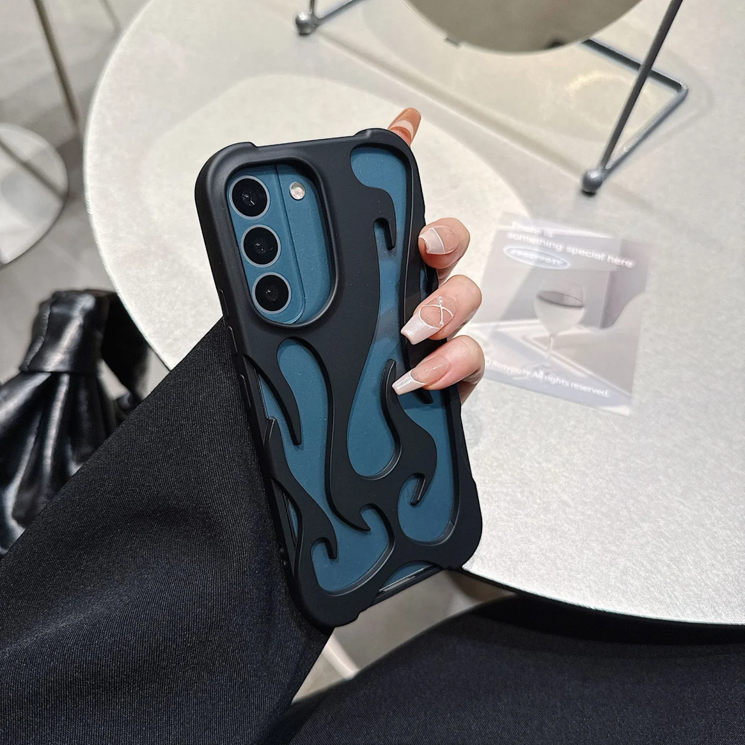 black hollow flames phone case