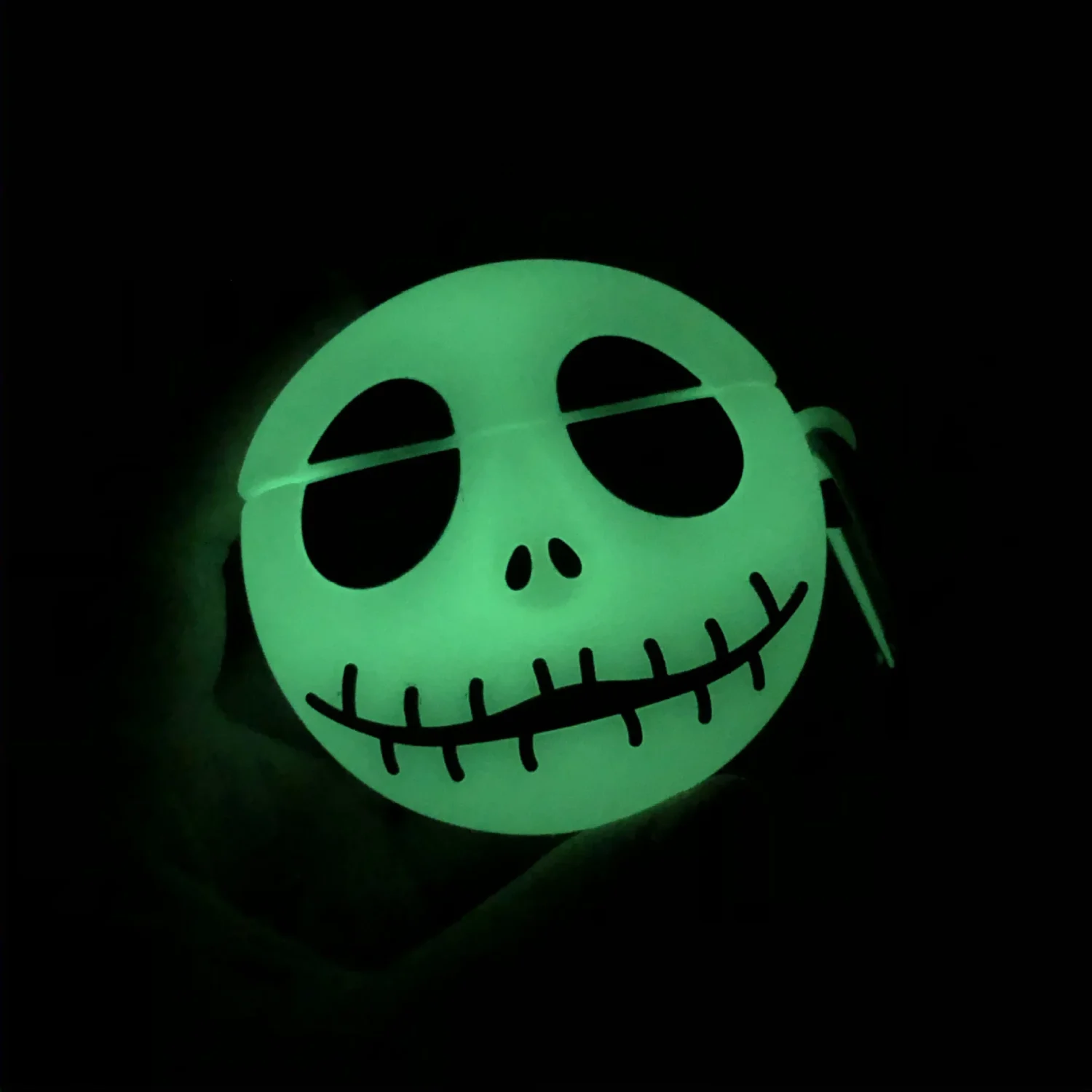 Glow in the Dark Skull Airpod Case - Image 3