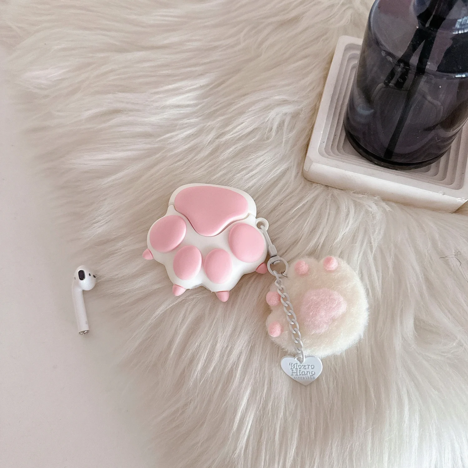 Kitty Paw Airpod Case